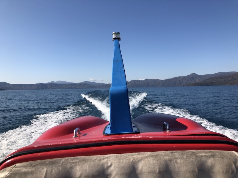 支笏湖高速モーターボート