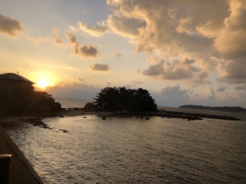 夕暮れの箱島画像